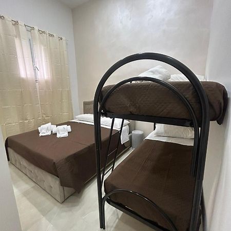 Luxury Rooms Carbonara 95 Naples Luaran gambar