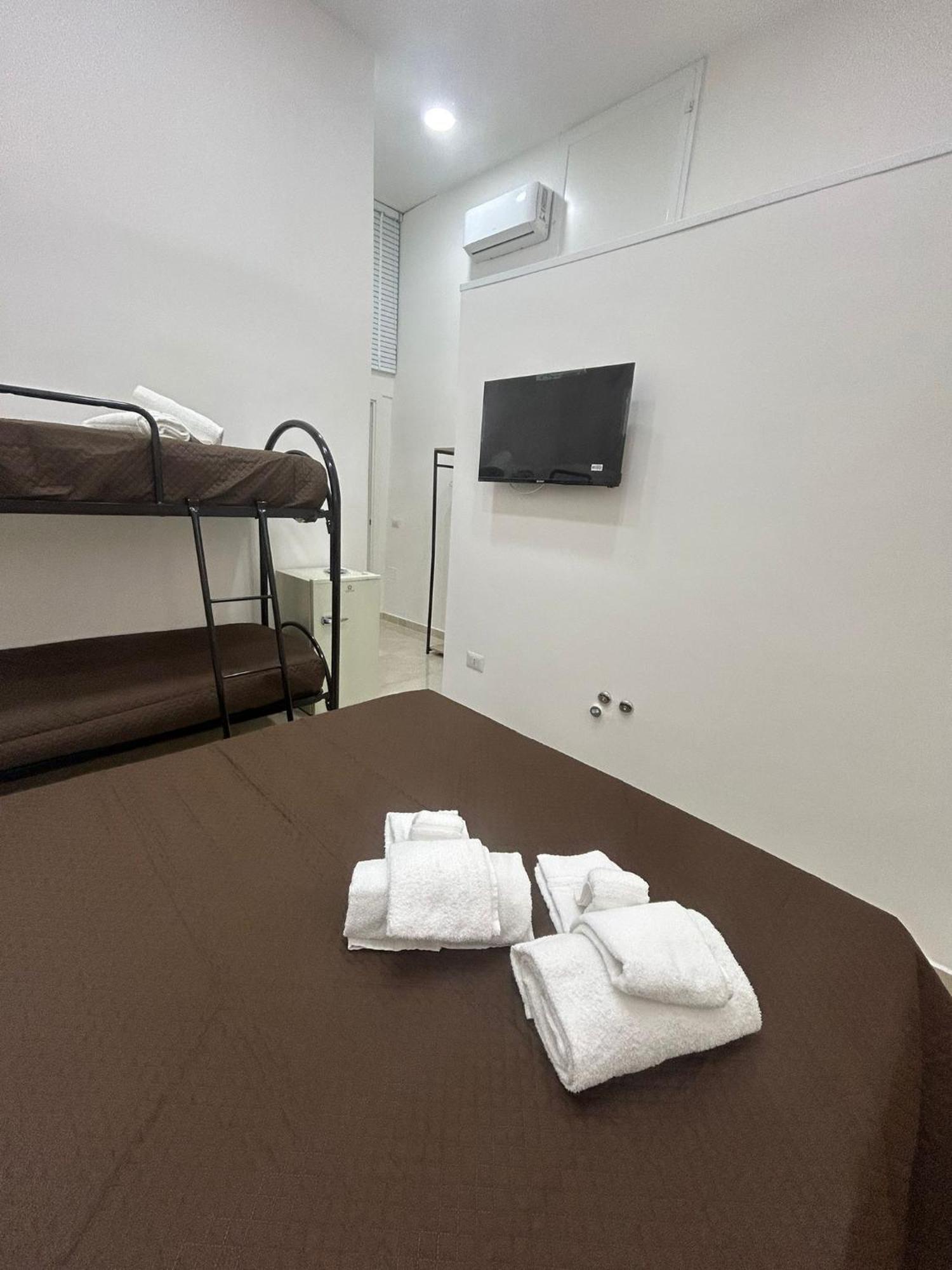 Luxury Rooms Carbonara 95 Naples Luaran gambar